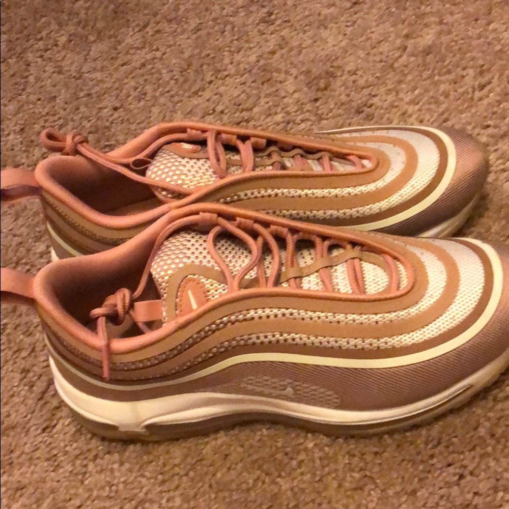 Women’s Nike AirMax 97
